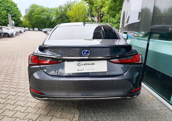 Lexus ES cena 199900 przebieg: 51114, rok produkcji 2021 z Izbica Kujawska małe 562